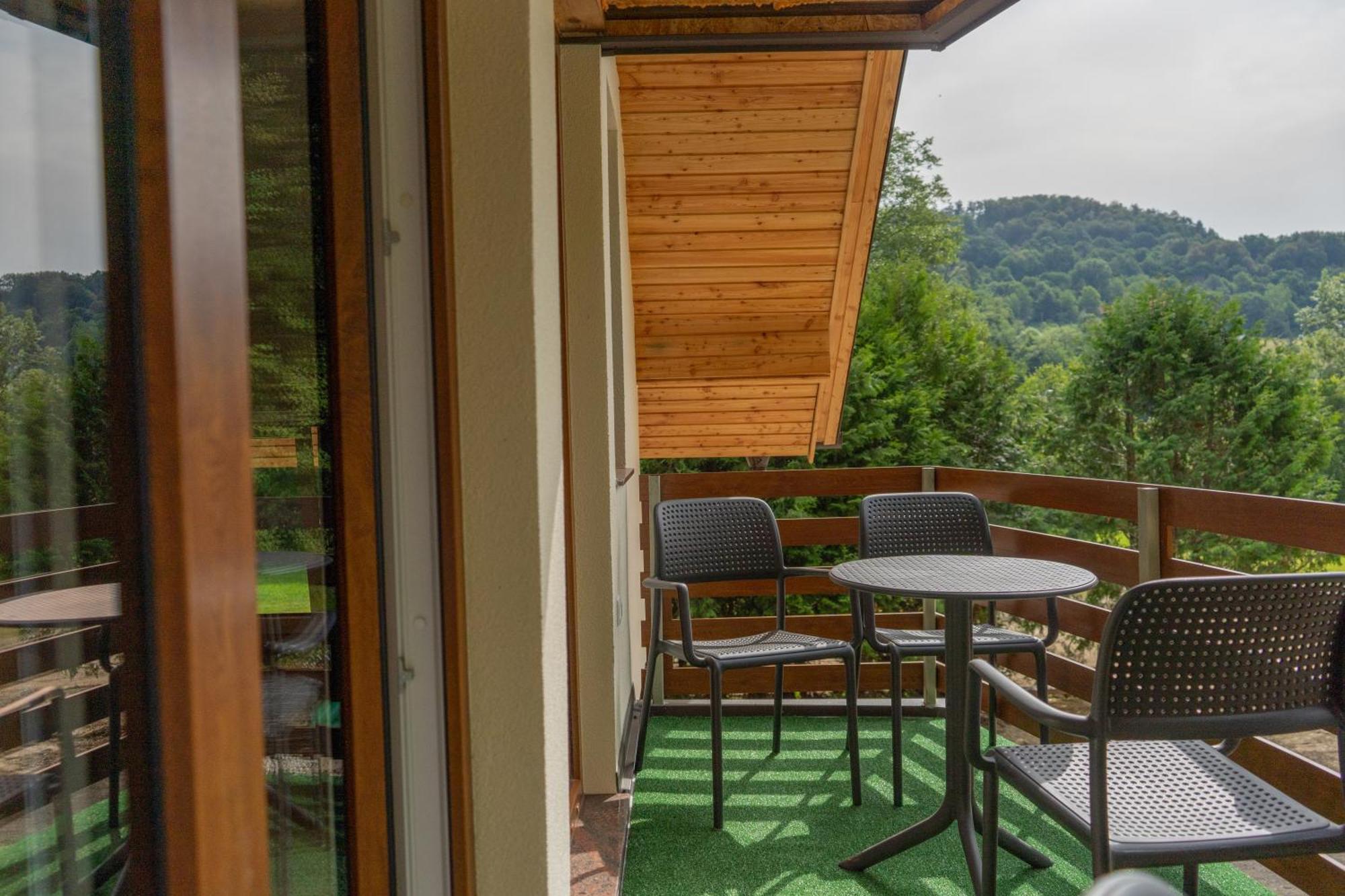 Ribnik Stari Trg Apartment Lesicno Room photo